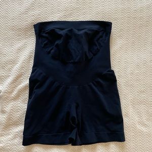 Bellevation maternity pregnancy support shorts